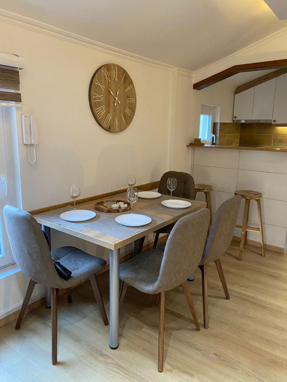 Kapetan-Misa Apartment Beograd Ngoại thất bức ảnh